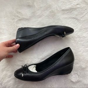 Rockport Women’s Adiprene by Adidas Ballet Pump Bow Shoes